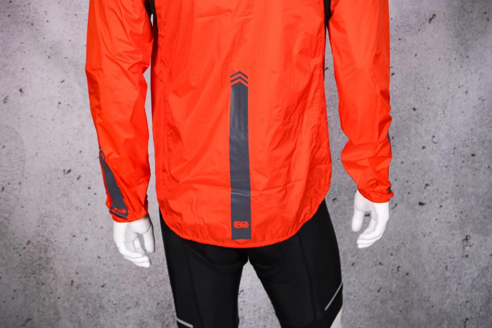 2022 Oxford Venture Jacket - tail.jpg
