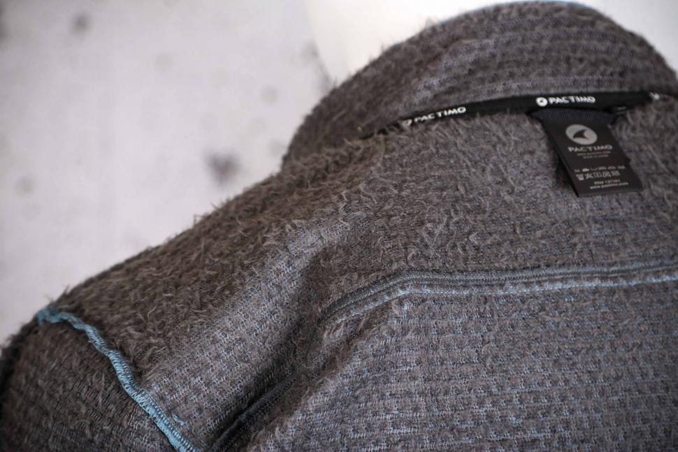 2022 Pactimo Men’s Alpine Thermal Jacket - lining.jpg