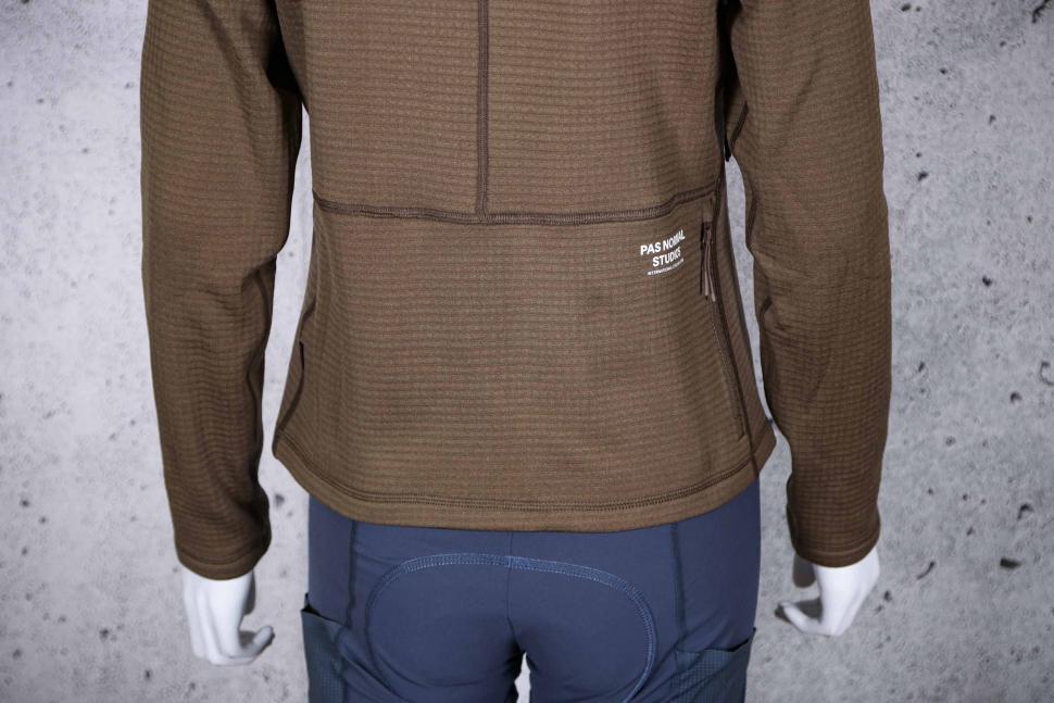 2022 Pas Normal Studios Women's Escapism Performance Fleece Zip - tail.jpg