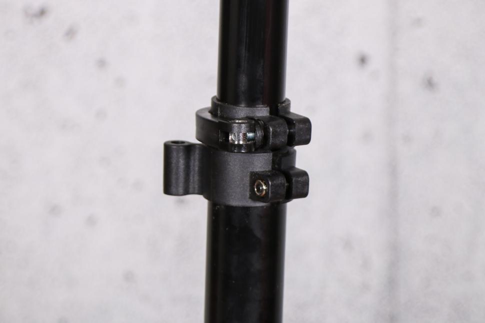 2022 PRO Bike Repair Stand - QR height adjuster.jpg