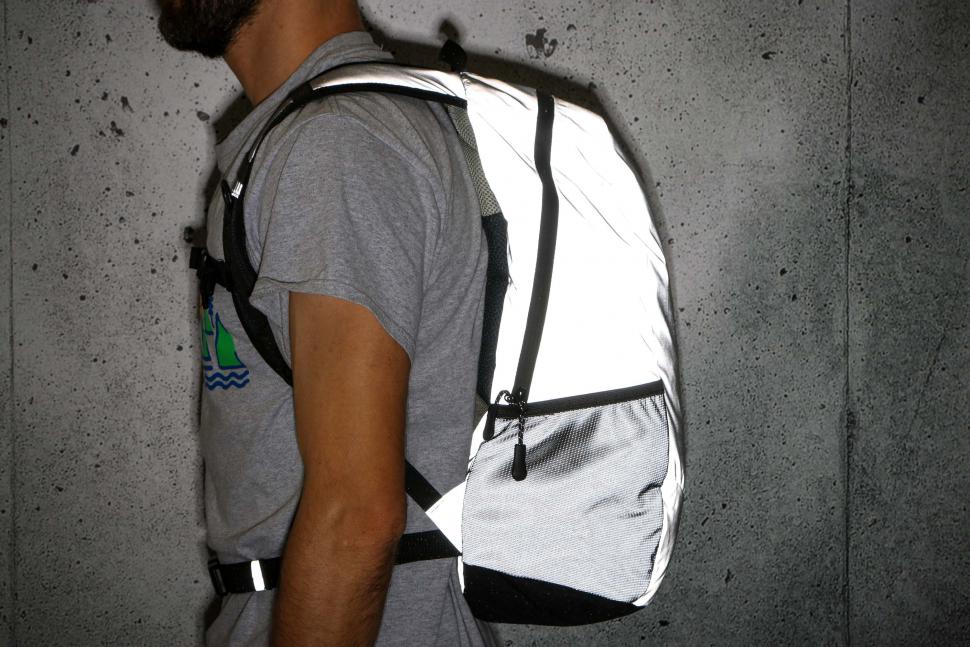 2022 Proviz REFLECT360 Cycling Backpack - reflective side.jpg