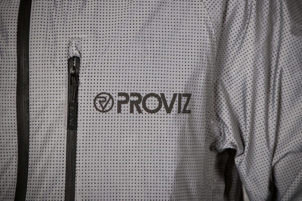 2022 Proviz REFLECT360 Plus Men's Cycling Jacket - chest.jpg