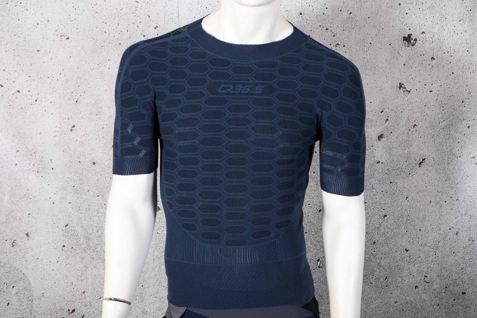 2022 Q36 5 Base Layer 2 Short Sleeve Blue Navy.jpg