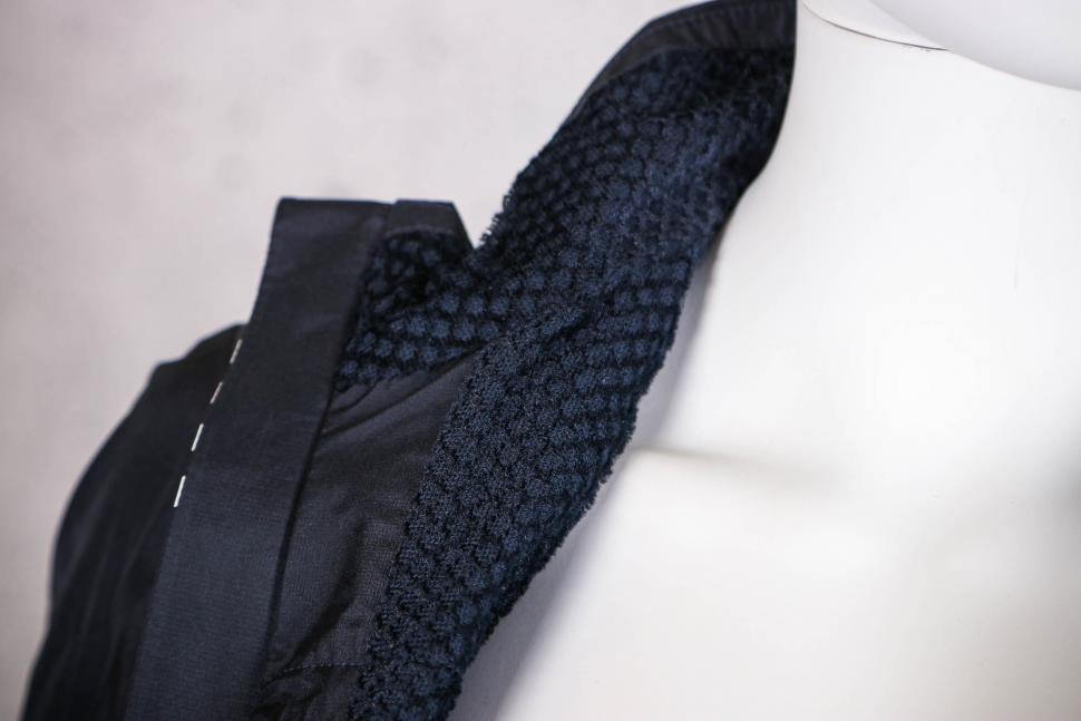 2022 Rapha Women's Pro Team Insulated Rain Jacket - inside.jpg