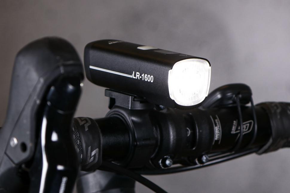 2022 Ravemen LR1600 USB Rechargeable Curved Lens Front Light - 3.jpg