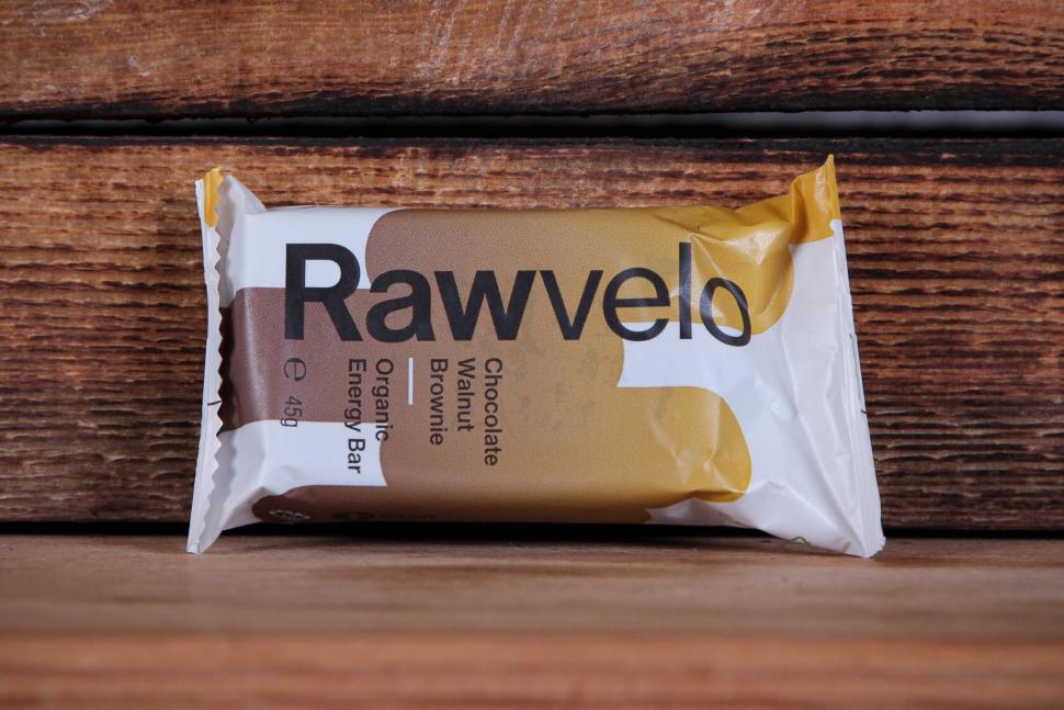 2022 Rawvelo Organic Energy Bars - brownie.jpg
