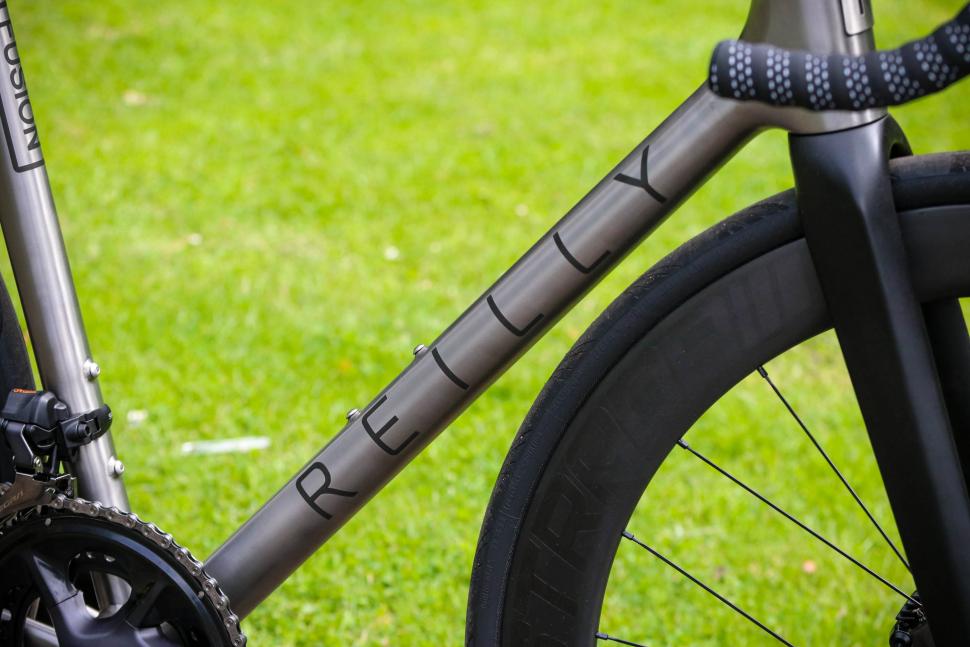 2022 Reilly FUSION AERO ROAD DISC - downtube.jpg
