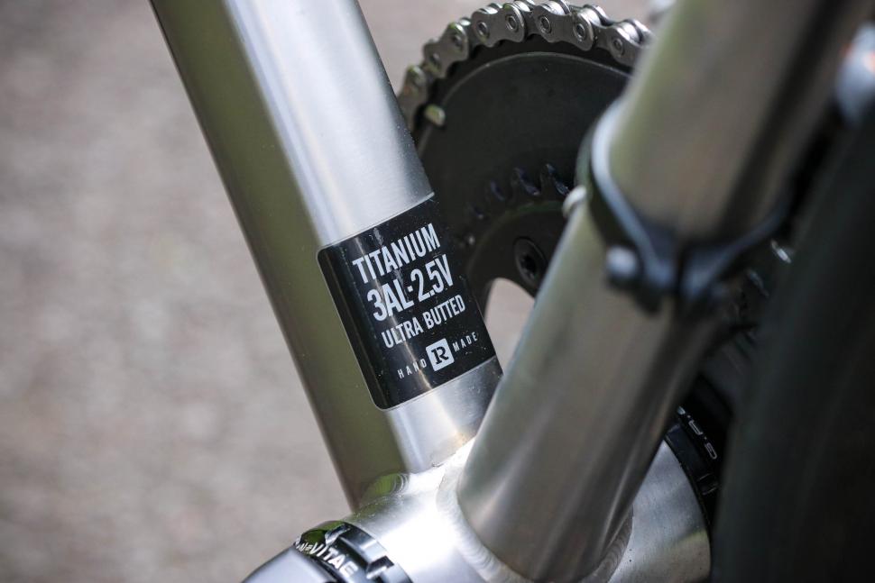 2022 Reilly FUSION AERO ROAD DISC - frame detail.jpg