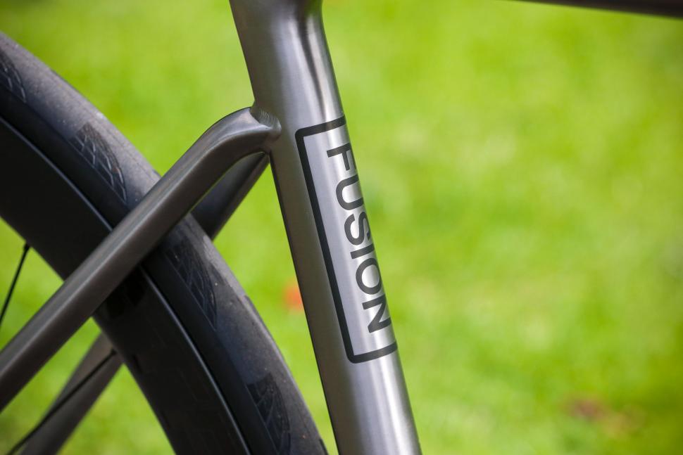 2022 Reilly FUSION AERO ROAD DISC - seat tube detail.jpg