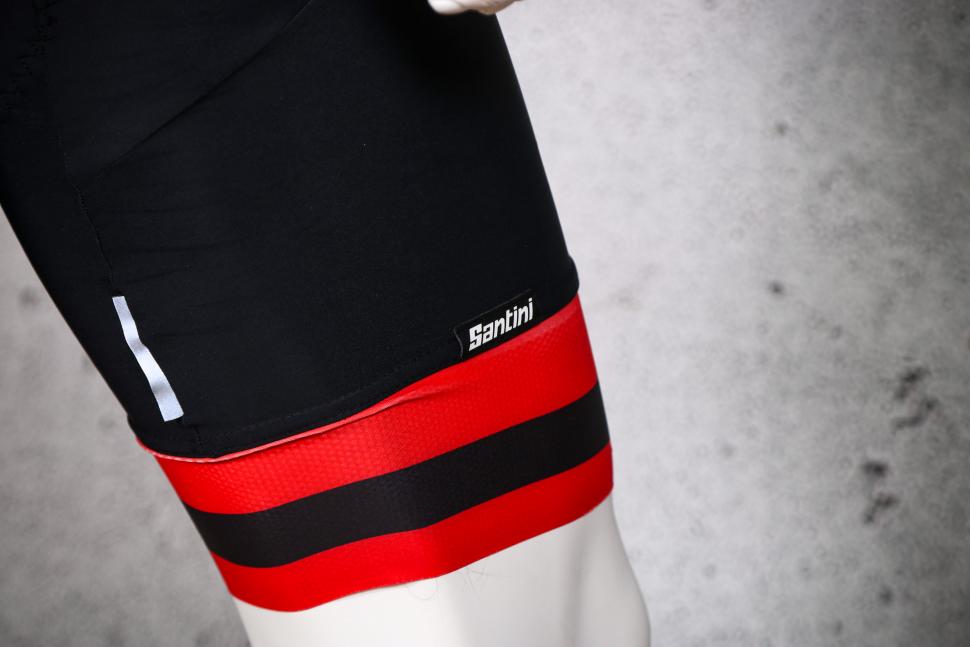2022 Santini Karma Kinetic Mens bib shorts - cuff detail.jpg