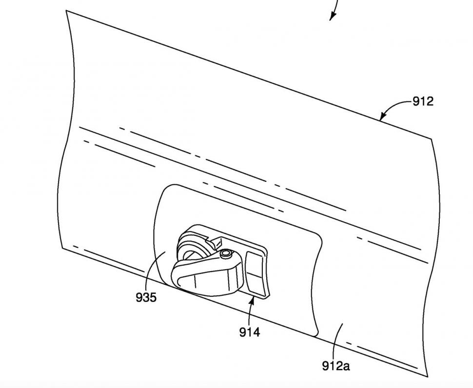 2022 Shimano handlebar patent for Di2 shifters - 1 (2)
