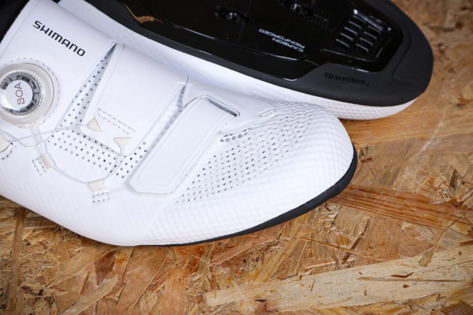 2022 Shimano RC5 SPD-SL Shoes - toe.jpg