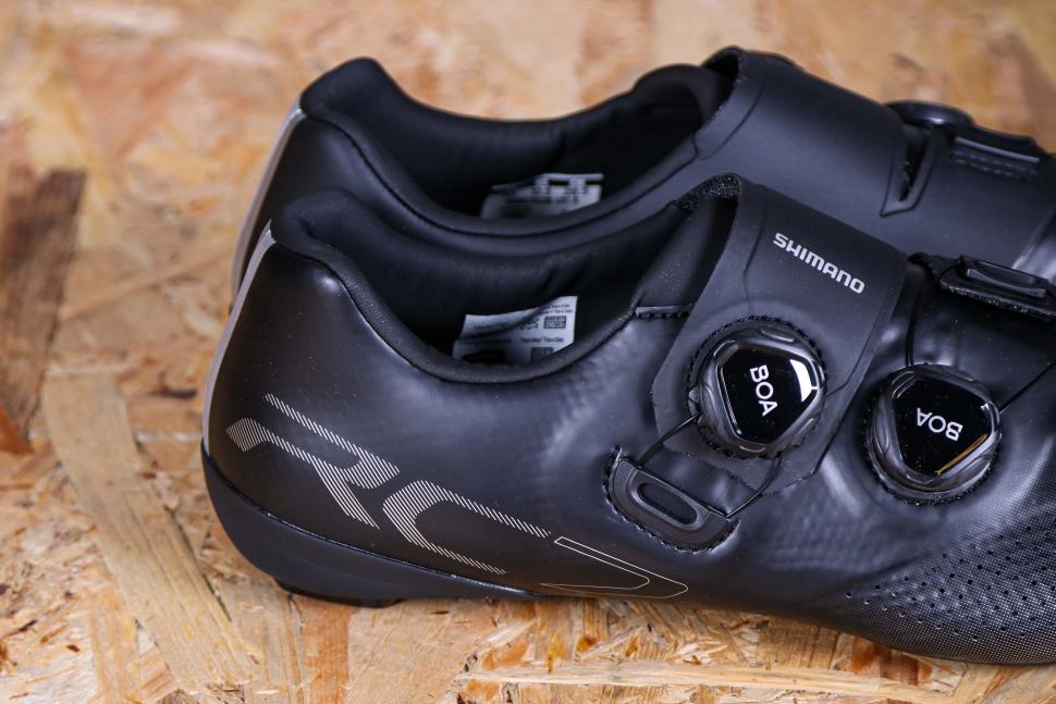 2022 Shimano RC7 SPD-SL Shoes - rear.jpg