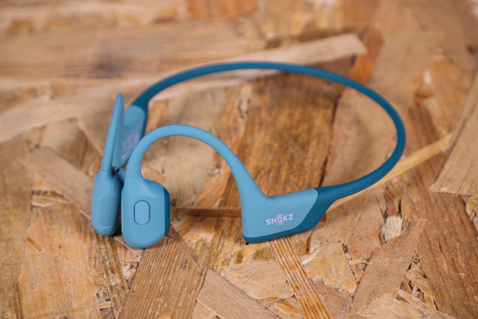 2022 Shokz OpenRun Pro - 1.jpg