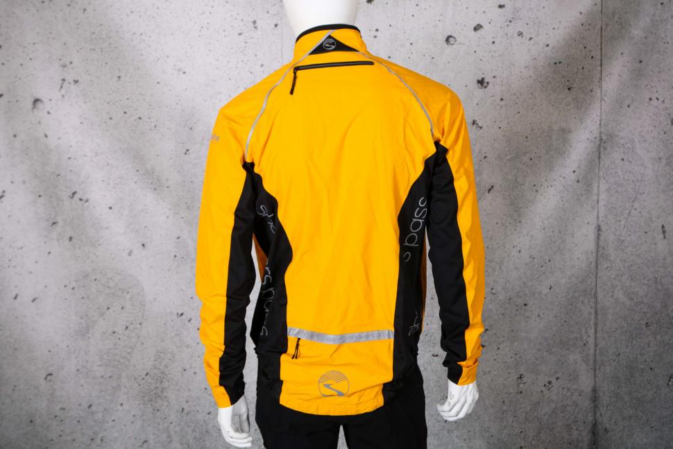 2022 Showers Pass Spring Classic Jacket - back.jpg
