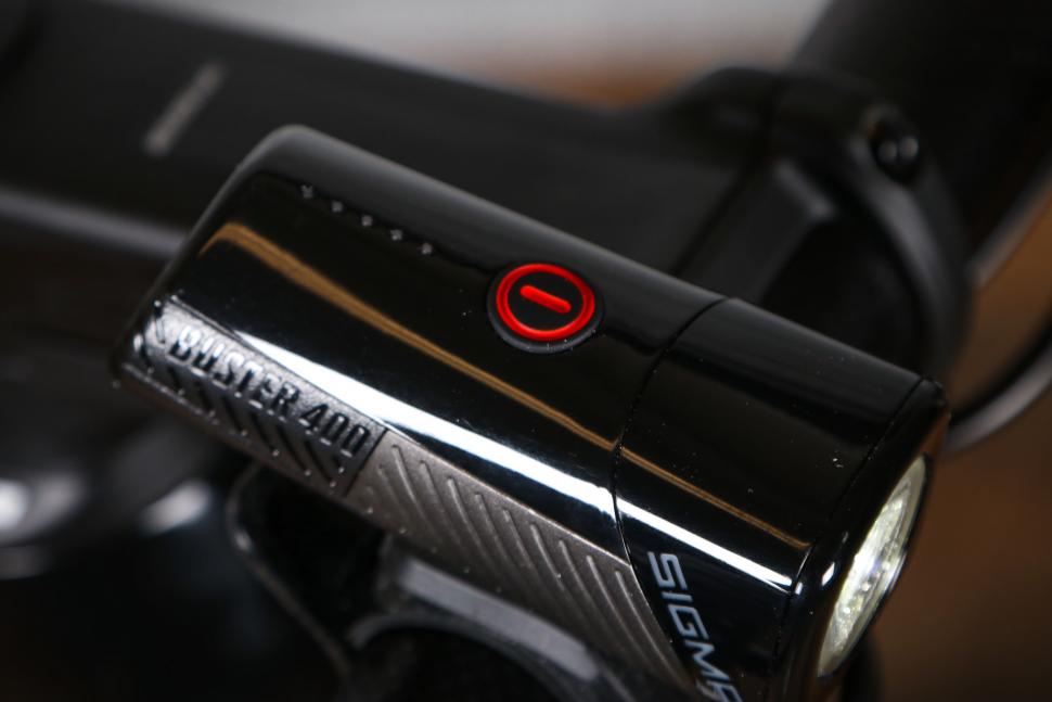 2022 Sigma Buster 400 front light - top.jpg