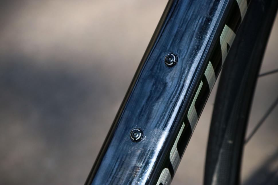 2022 Specialized Allez Sprint Comp - bosses 1.jpg