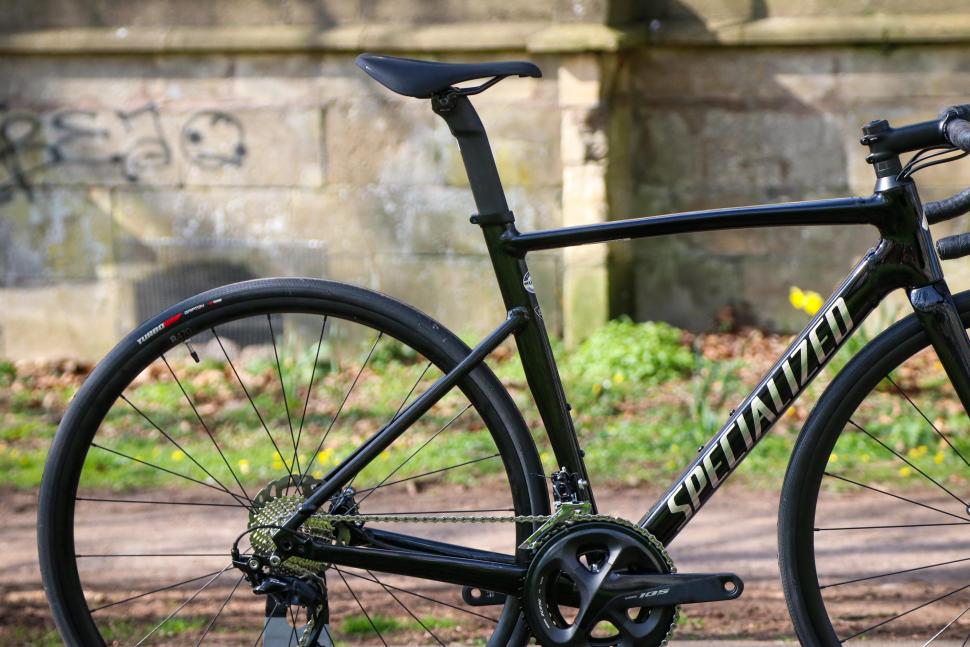 2022 Specialized Allez Sprint Comp - rear.jpg