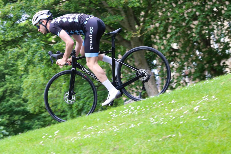 2022 Specialized Allez Sprint Comp - riding 5.jpg