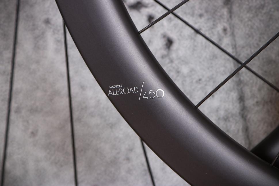 2022 Swiss Side HADRON&sup2; All-Road Wheelset - rim detail 2.jpg
