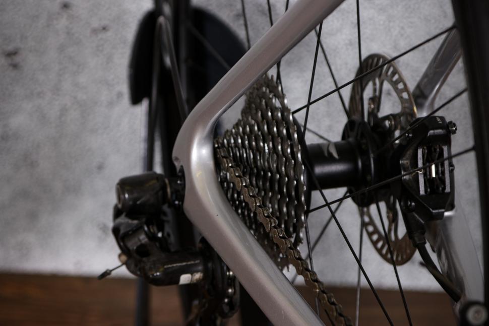 2022 Tifosi Auriga Disc Chorus 12x Hydro - cassette.jpg
