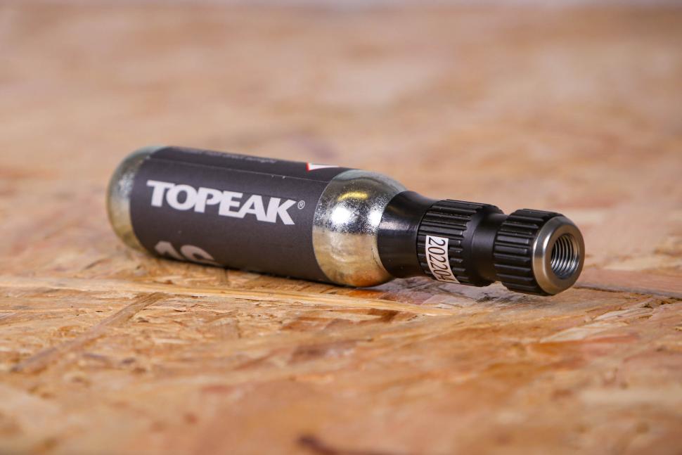 2022 Topeak AirBooster Nano With 16g CO2 - 2.jpg