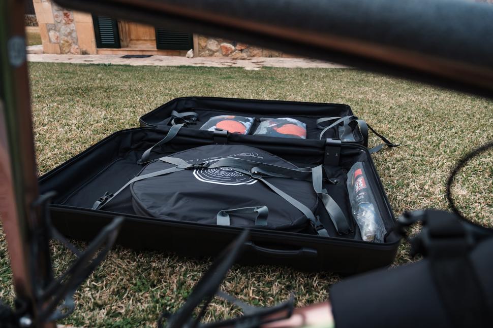 2022 Topeak Pakgo X in use 20.jpg