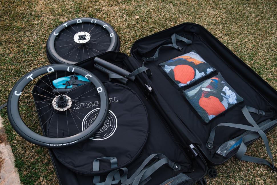 2022 Topeak Pakgo X in use 5.jpg