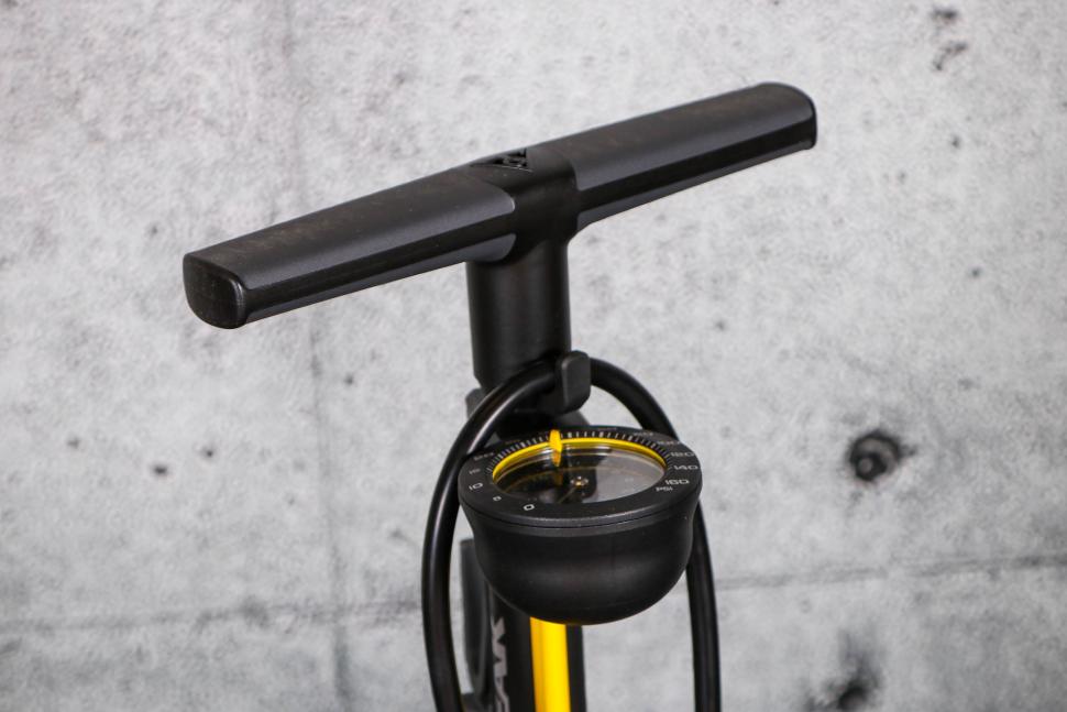 2022 Topeak Transformer Eup Floor Pump - top.jpg