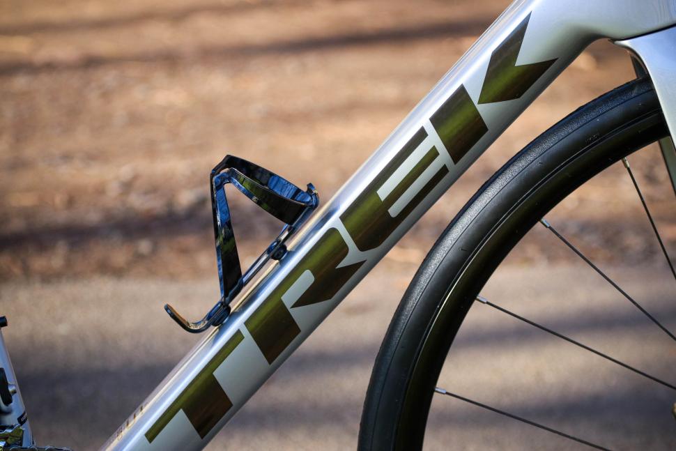 2022 Trek Emonda SL 5 Disc - down tube.jpg