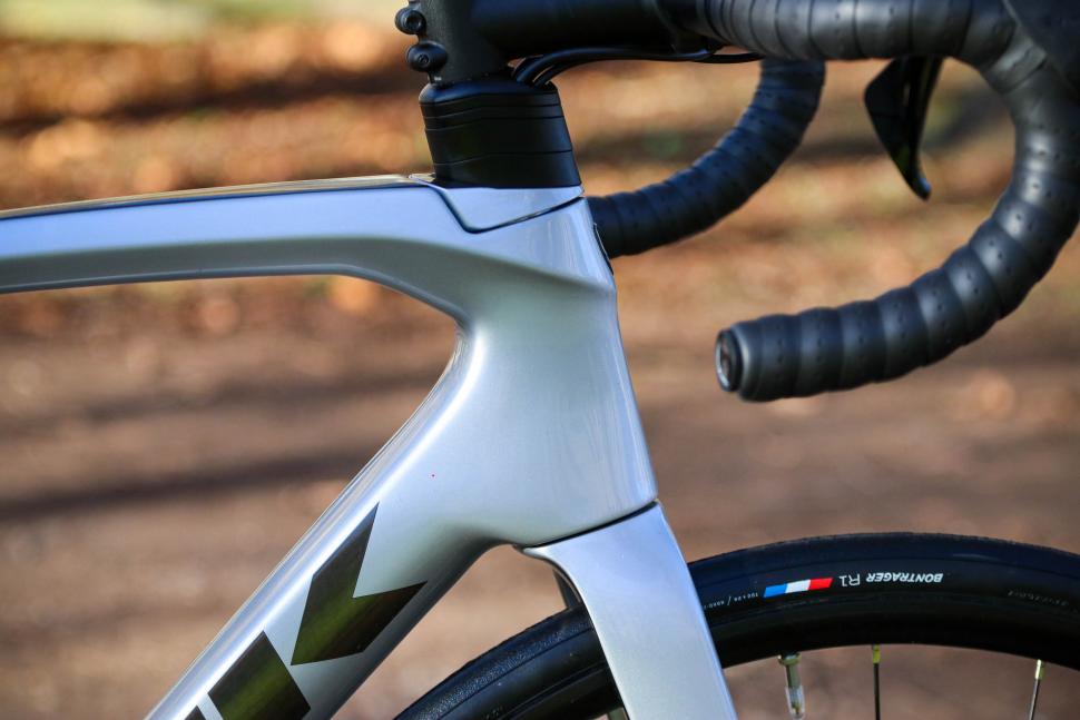 2022 Trek Emonda SL 5 Disc - head tube.jpg