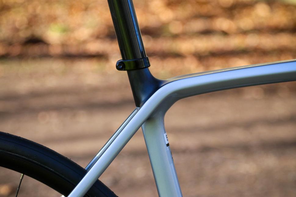2022 Trek Emonda SL 5 Disc - seat tube junction.jpg