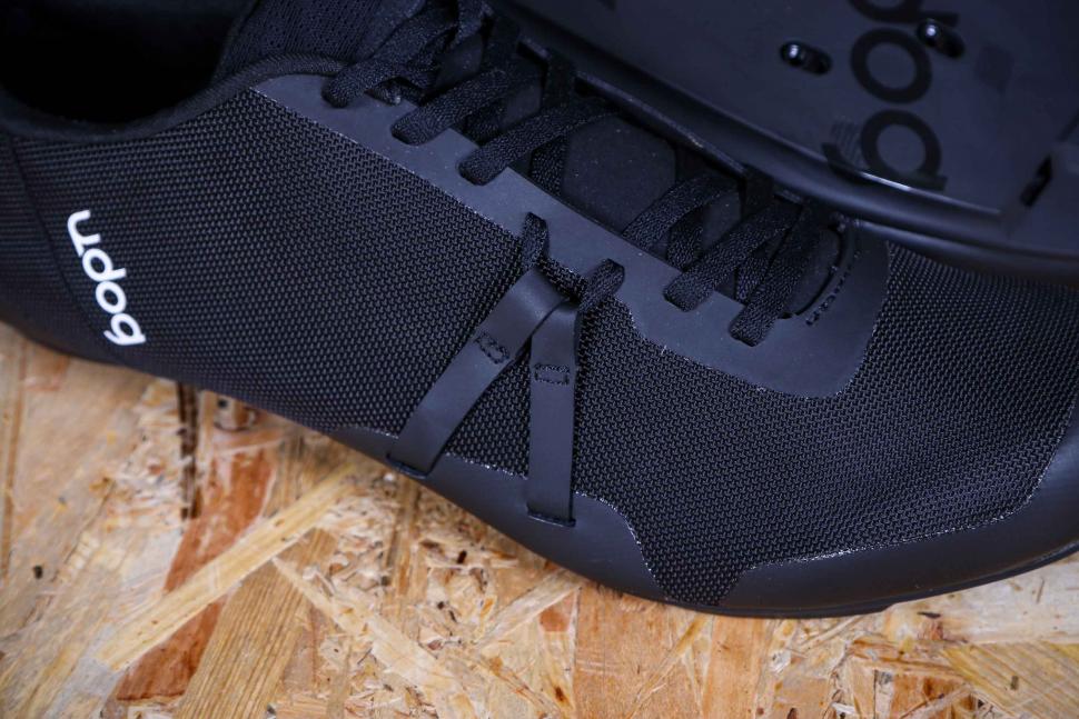 2022 UDOG Tensione Pure Black - detail.jpg