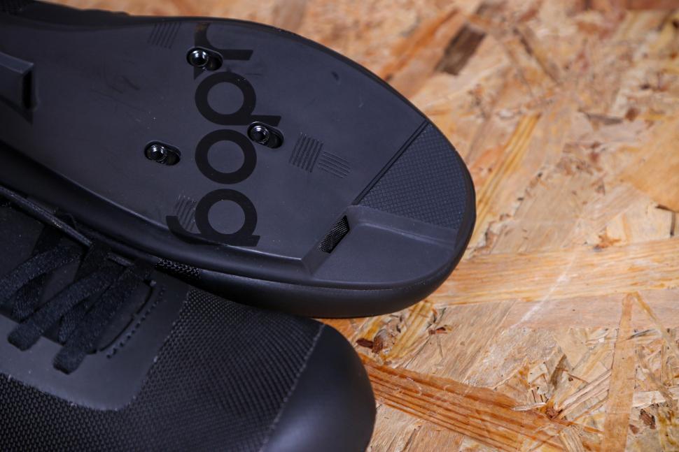 2022 UDOG Tensione Pure Black - sole toe.jpg