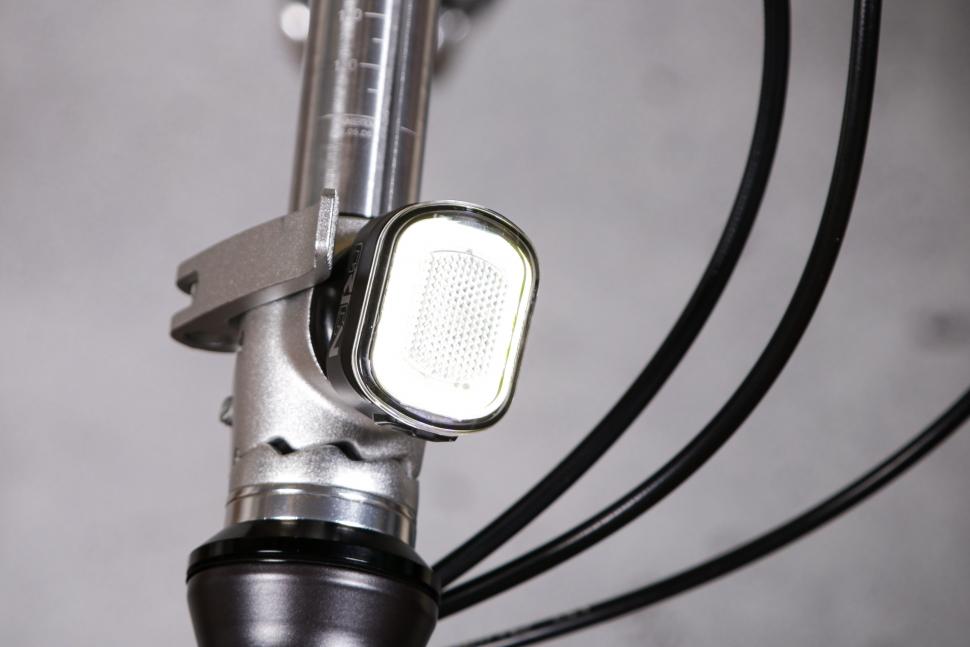 2022 Vello Rocky folding bike - front light.jpg