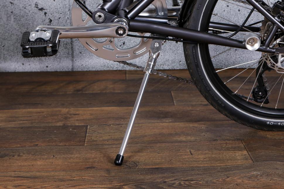 2022 Vello Rocky folding bike - kick stand.jpg