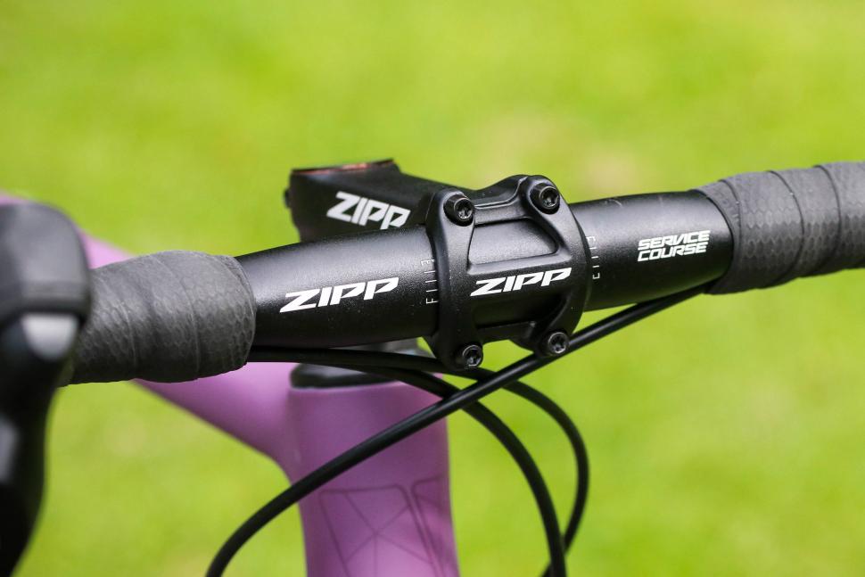 2022 Vielo V+1 Strato - bars 2.jpg