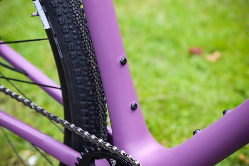 2022 Vielo V+1 Strato - bosses 2.jpg
