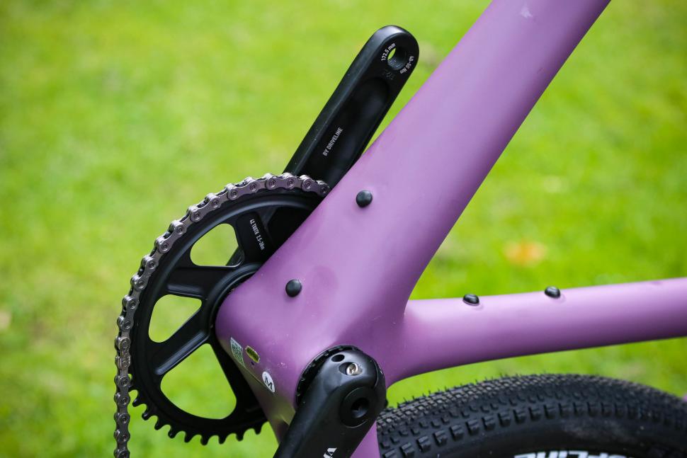 2022 Vielo V+1 Strato - bosses 4.jpg