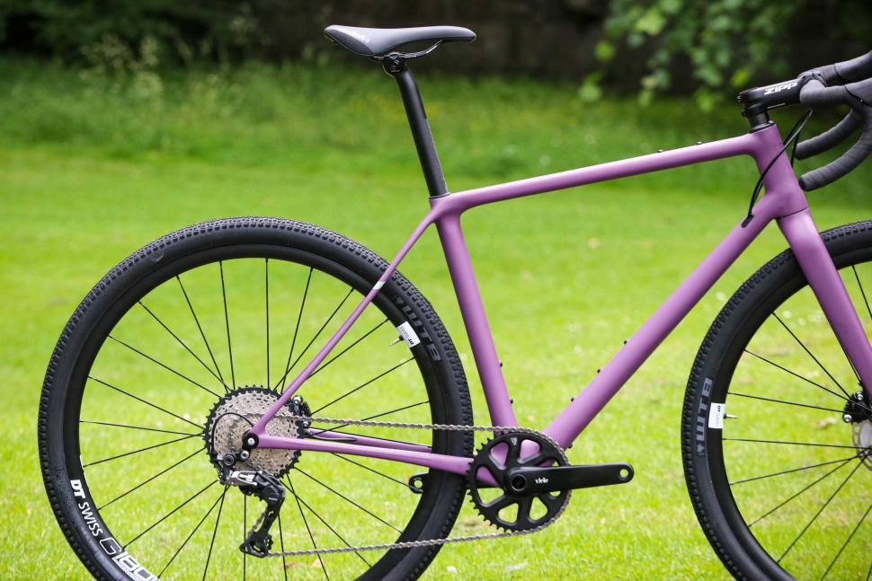 2022 Vielo V+1 Strato - rear.jpg