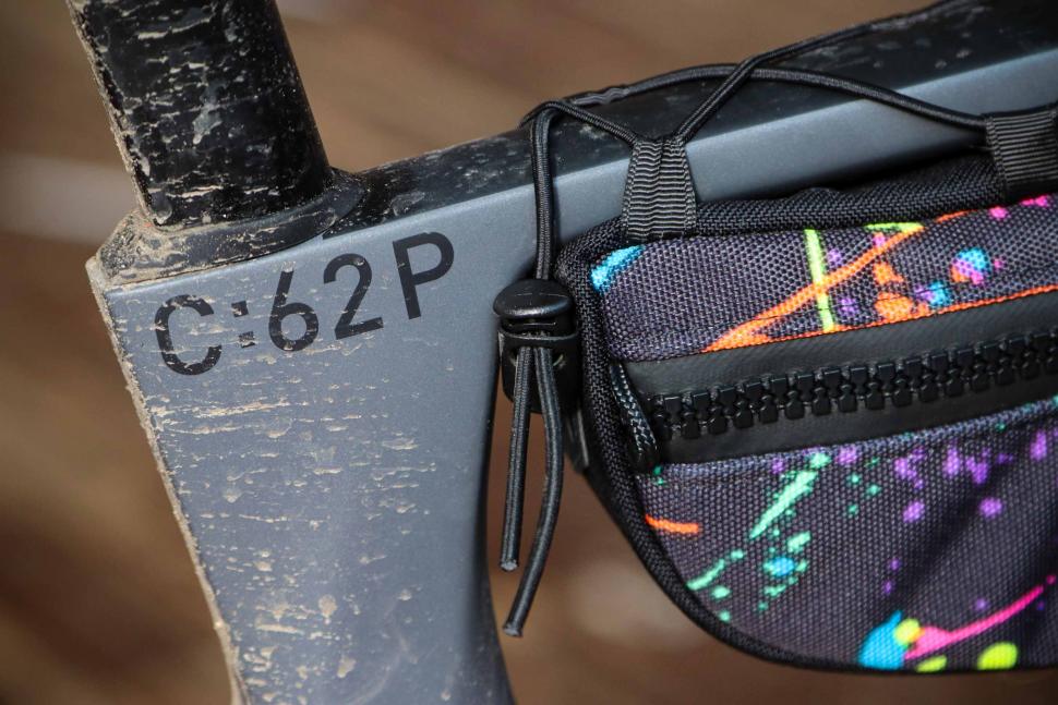 2022 Wizard Works Framebagracadabra Large - toggle.jpg