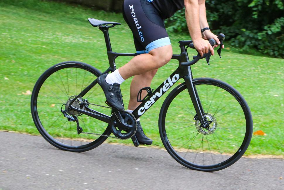 2023 2023 Cervelo Soloist Ultegra Di2 - riding 3.jpg