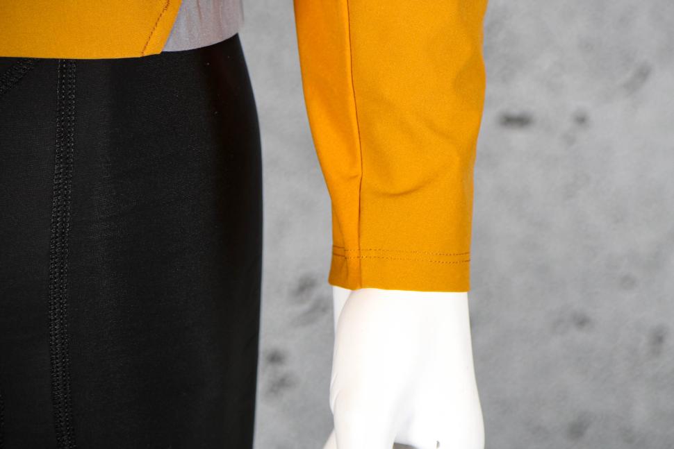 2023 7 Mesh S2S Jersey LS Mens Butterscotch - cuff.jpg