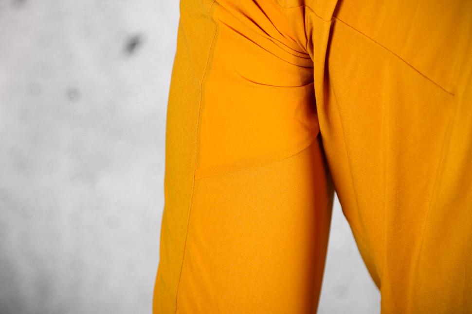 2023 7 Mesh S2S Jersey LS Mens Butterscotch - seam.jpg
