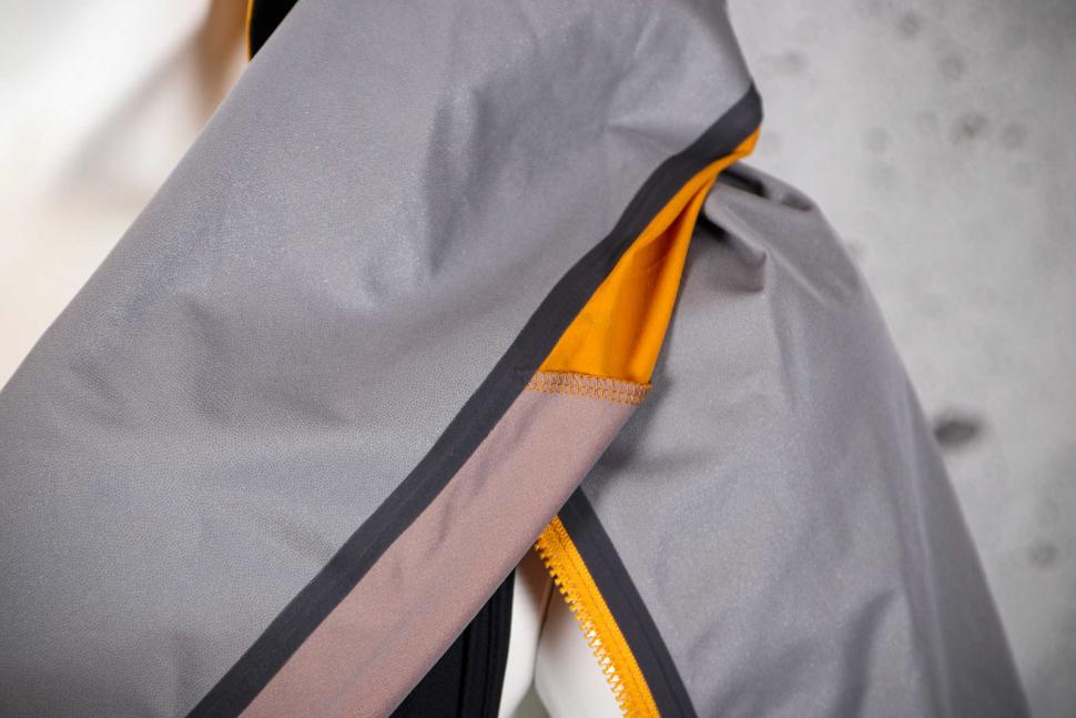 2023 7 Mesh S2S Jersey LS Mens Butterscotch - taped seam.jpg