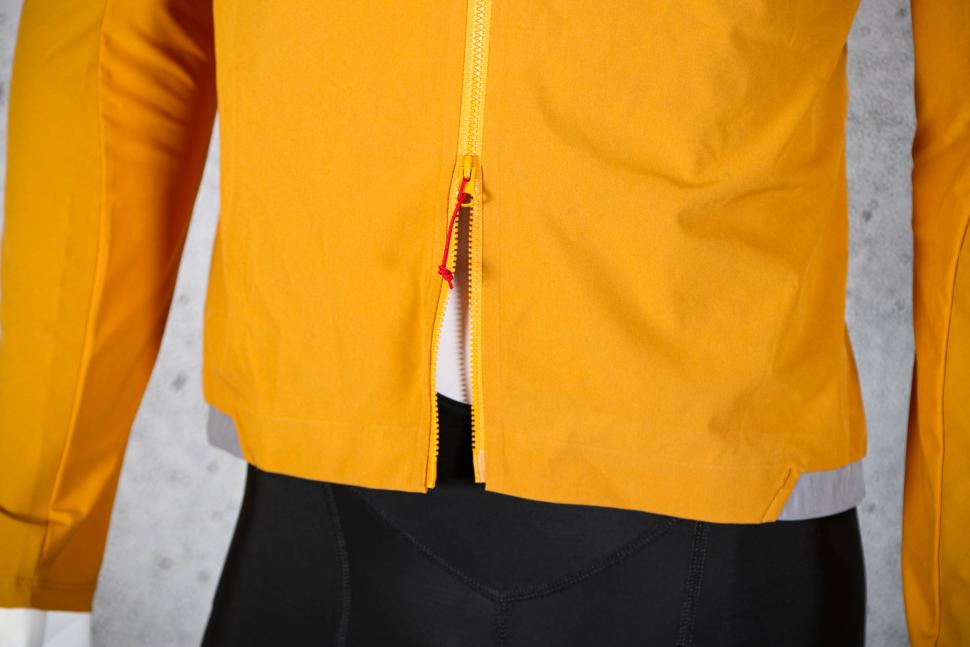 2023 7 Mesh S2S Jersey LS Mens Butterscotch - zip detail.jpg