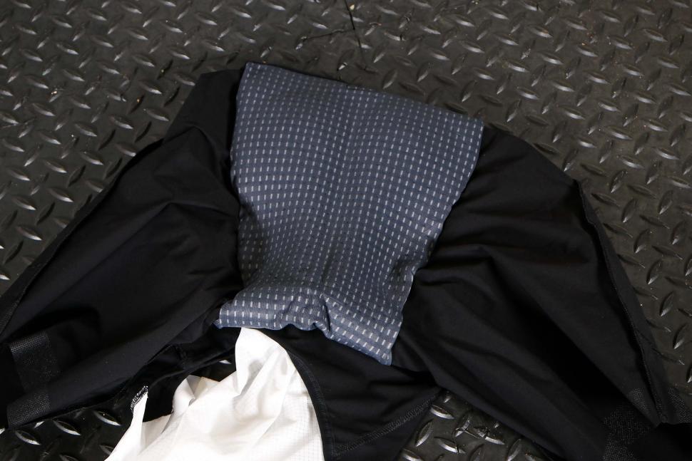 2023 7Mesh Men's RK2 Cargo Bib Short - chamois.jpg