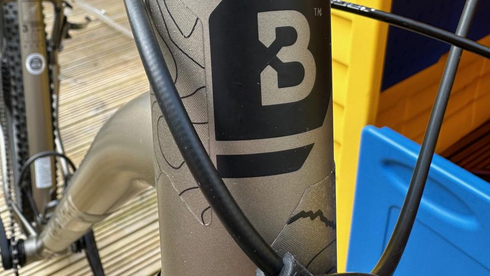 2023 All Mountain Style Frame Guard Gravel & Road headtube.jpg