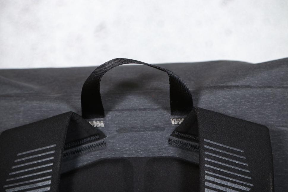 2023 Apidura City Backpack - carry handle.jpg