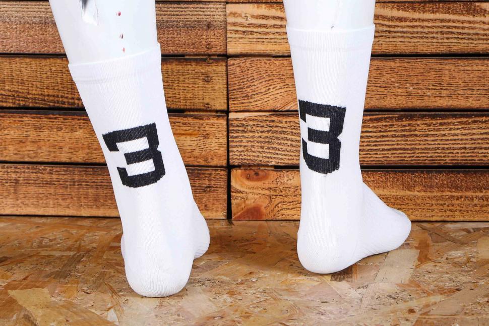 2023 Assos Poker Socks 3 - 2.jpg